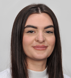  Lauresa Gashi