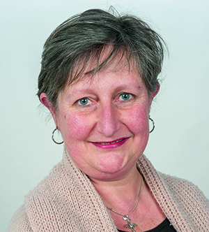  Mirjam Ettlin